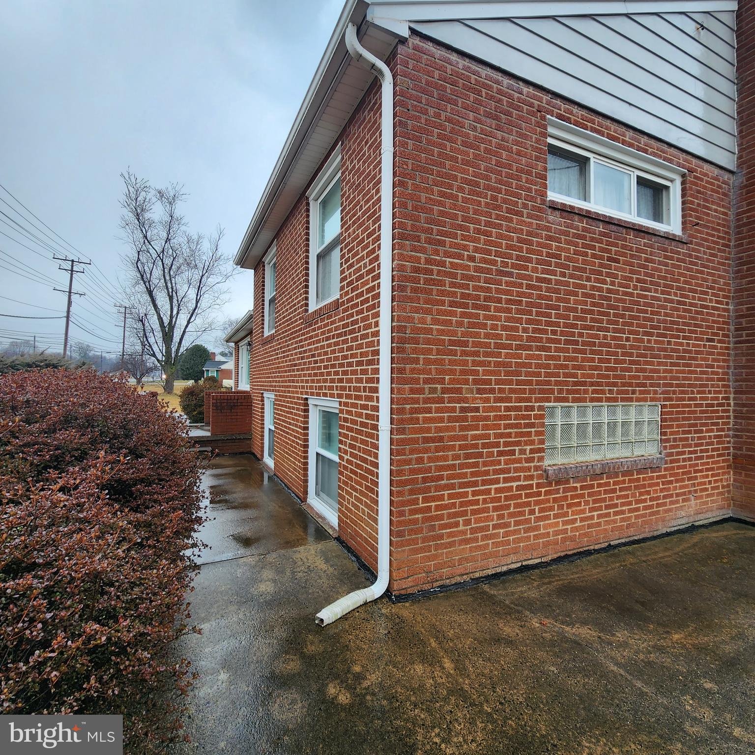 107 Mountain Road Fallston, MD 21047 - Photo 5 of 38