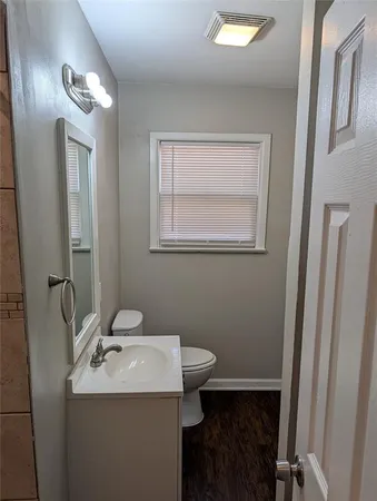 $1,895 | 2413 Hillview Drive, Fort Worth, TX 76119