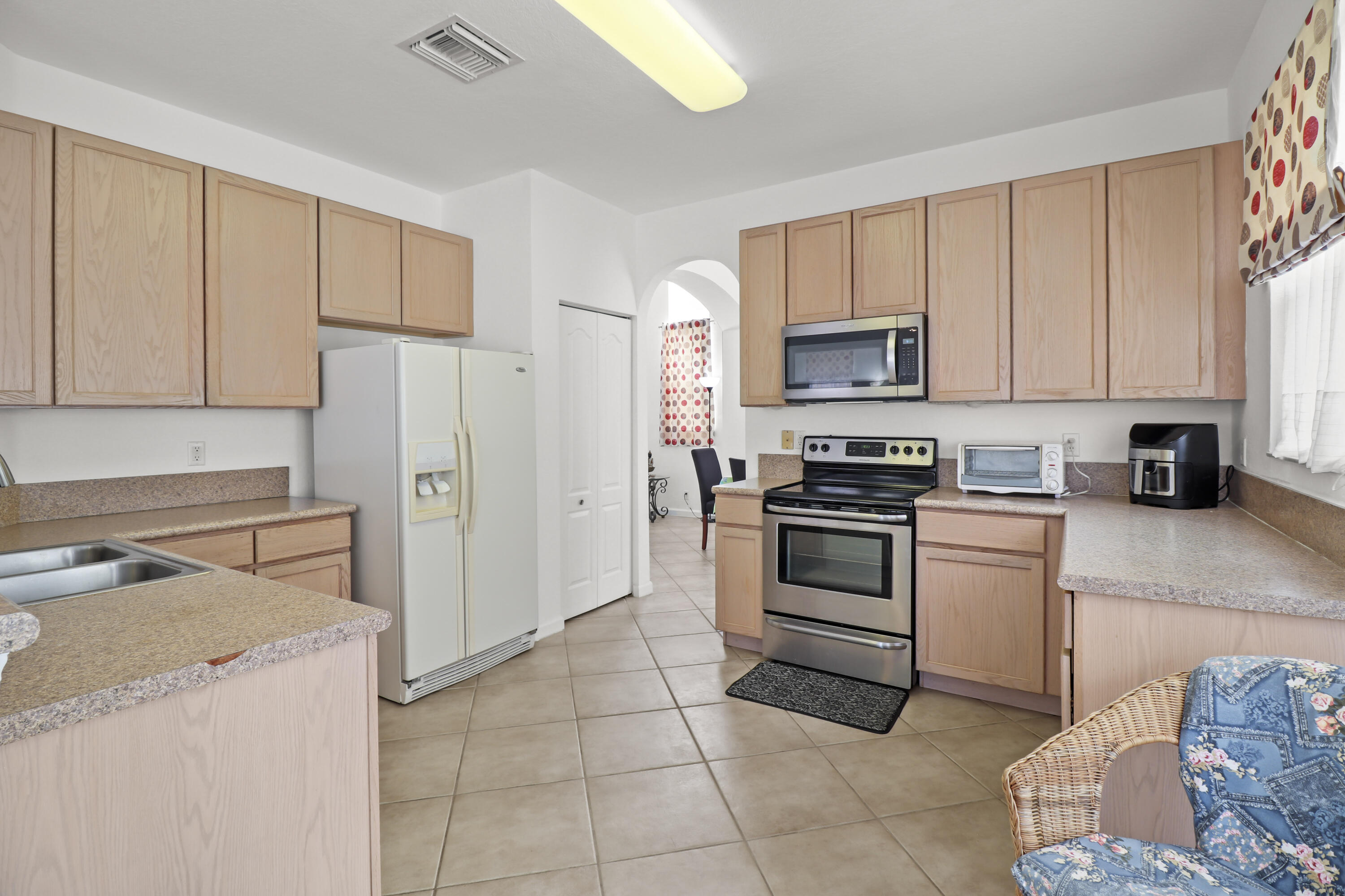 6101 Spring Lake Terrace Fort Pierce, FL 34951 - Photo 12 of 49 21-IMG_7501