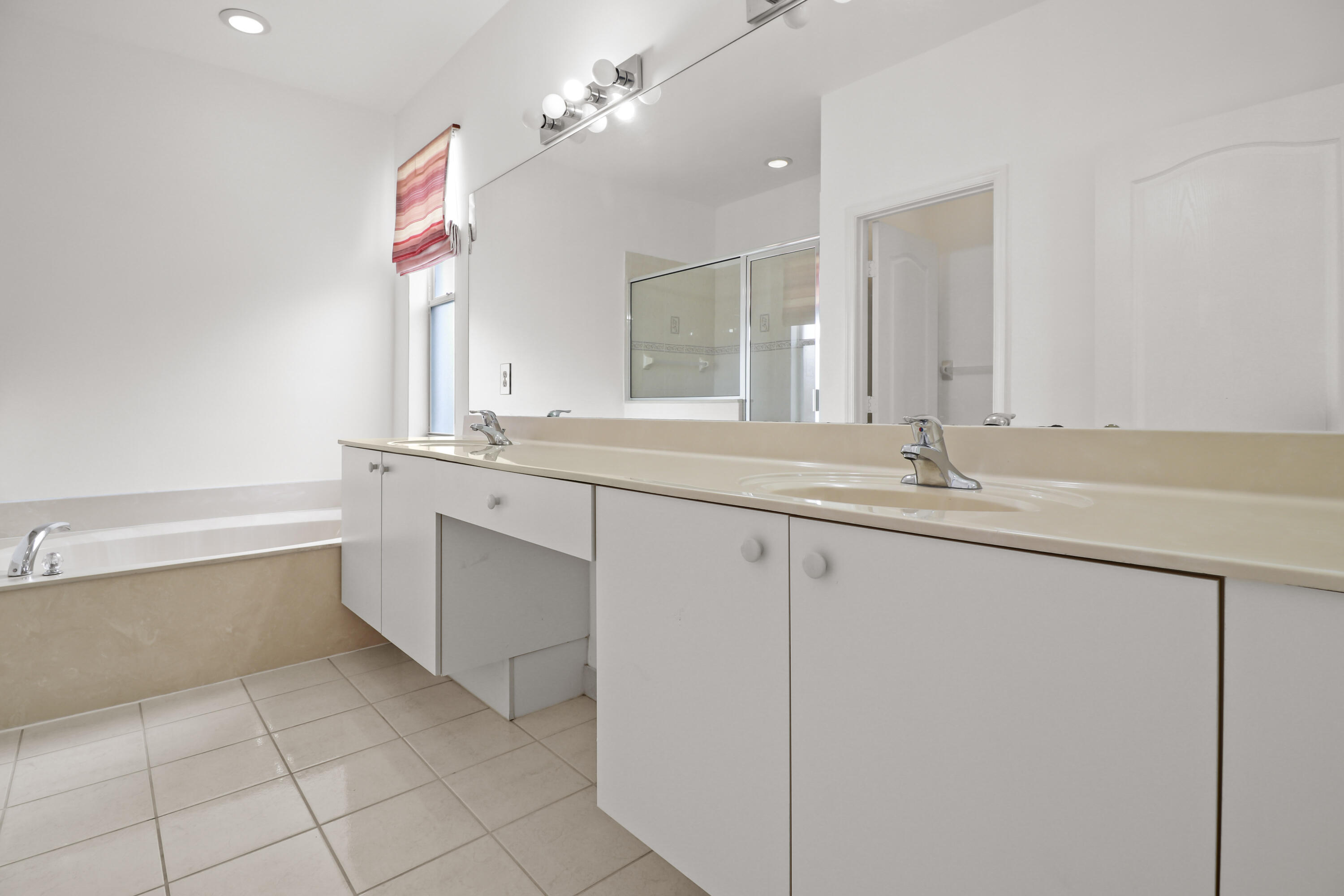 6101 Spring Lake Terrace Fort Pierce, FL 34951 - Photo 30 of 49 39-IMG_7594