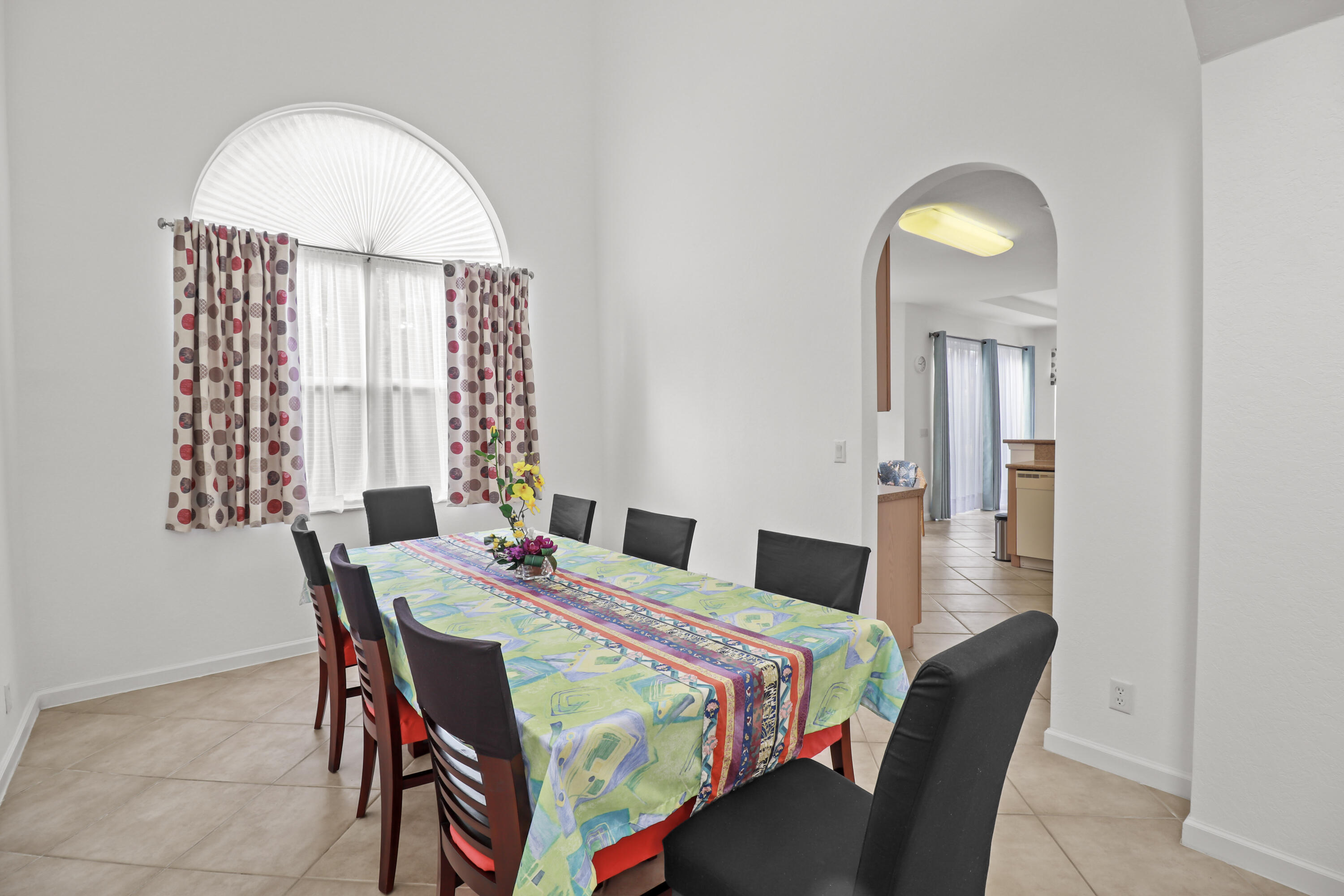 6101 Spring Lake Terrace Fort Pierce, FL 34951 - Photo 9 of 49 18-IMG_7483