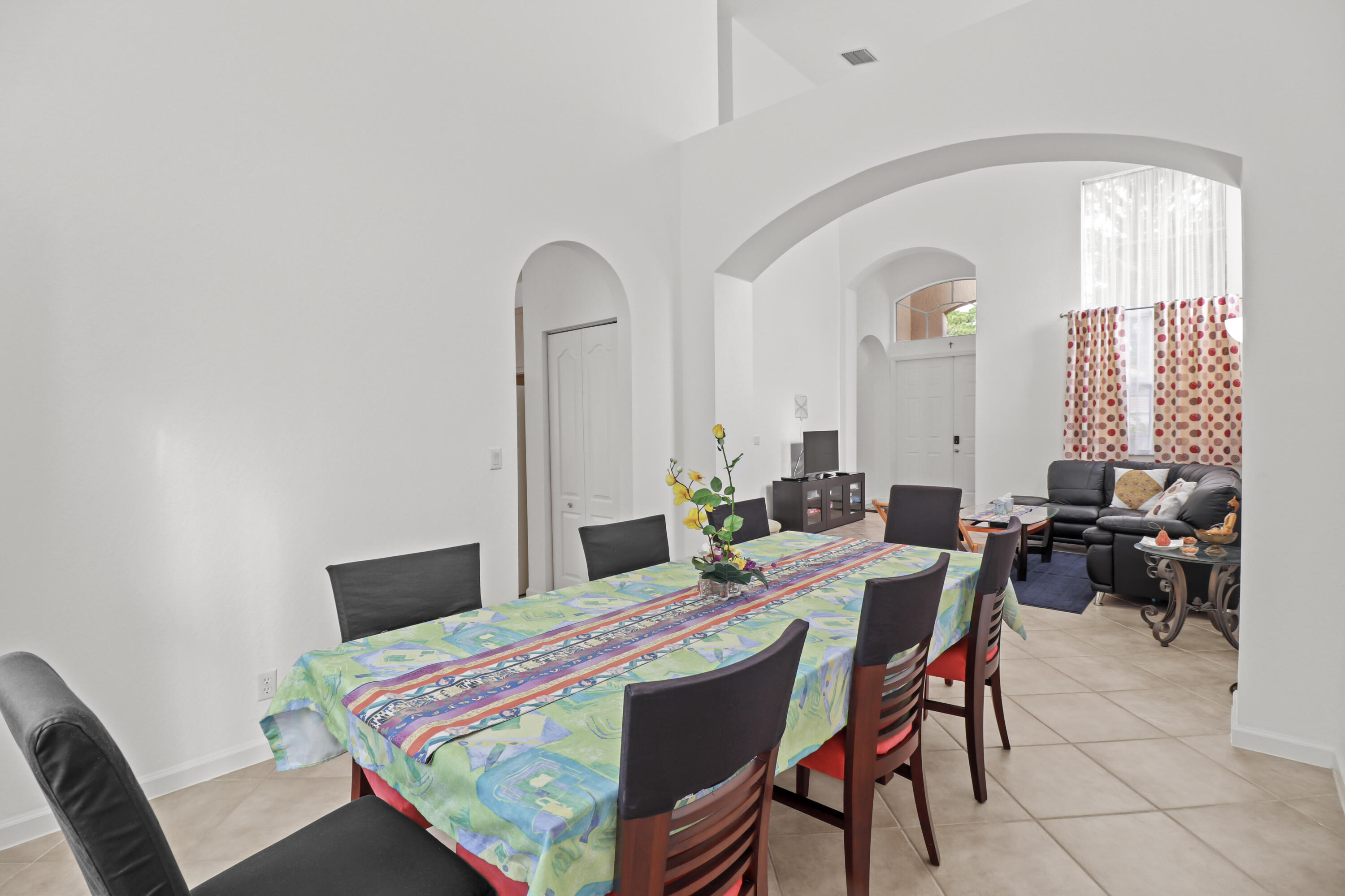 6101 Spring Lake Terrace Fort Pierce, FL 34951 - Photo 10 of 49 19-IMG_7489