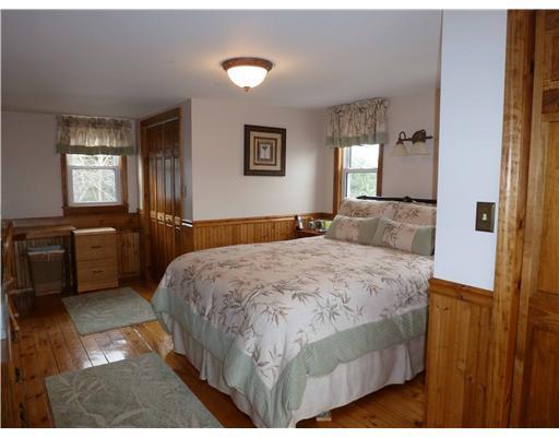 466 River Road Orrington, ME 04474 - Photo 8 of 25 Master Bedroom.