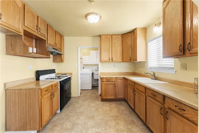 $440,000 | 1190 West 14th Street, San Bernardino, CA 92411