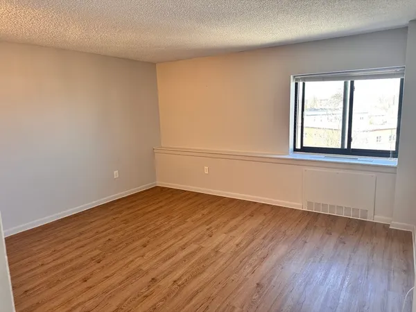 $2,200 | 300 Lynn Shore Drive, Unit 908, Lynn, MA 01902