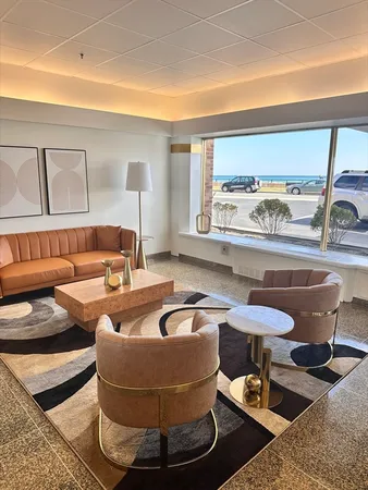 $2,200 | 300 Lynn Shore Drive, Unit 908, Lynn, MA 01902