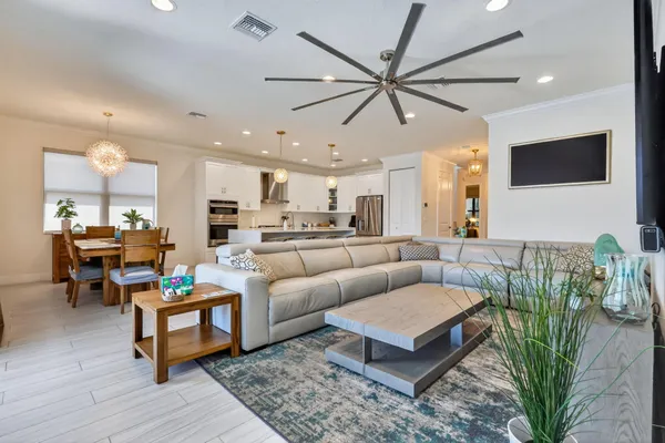 $989,995 | 7204 Stella Lane, Lake Worth, FL 33463