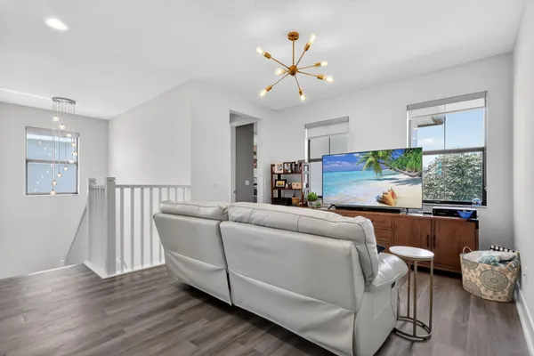 $989,995 | 7204 Stella Lane, Lake Worth, FL 33463