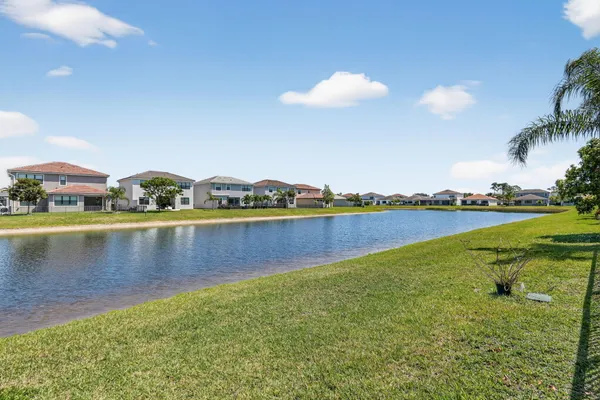 $989,995 | 7204 Stella Lane, Lake Worth, FL 33463
