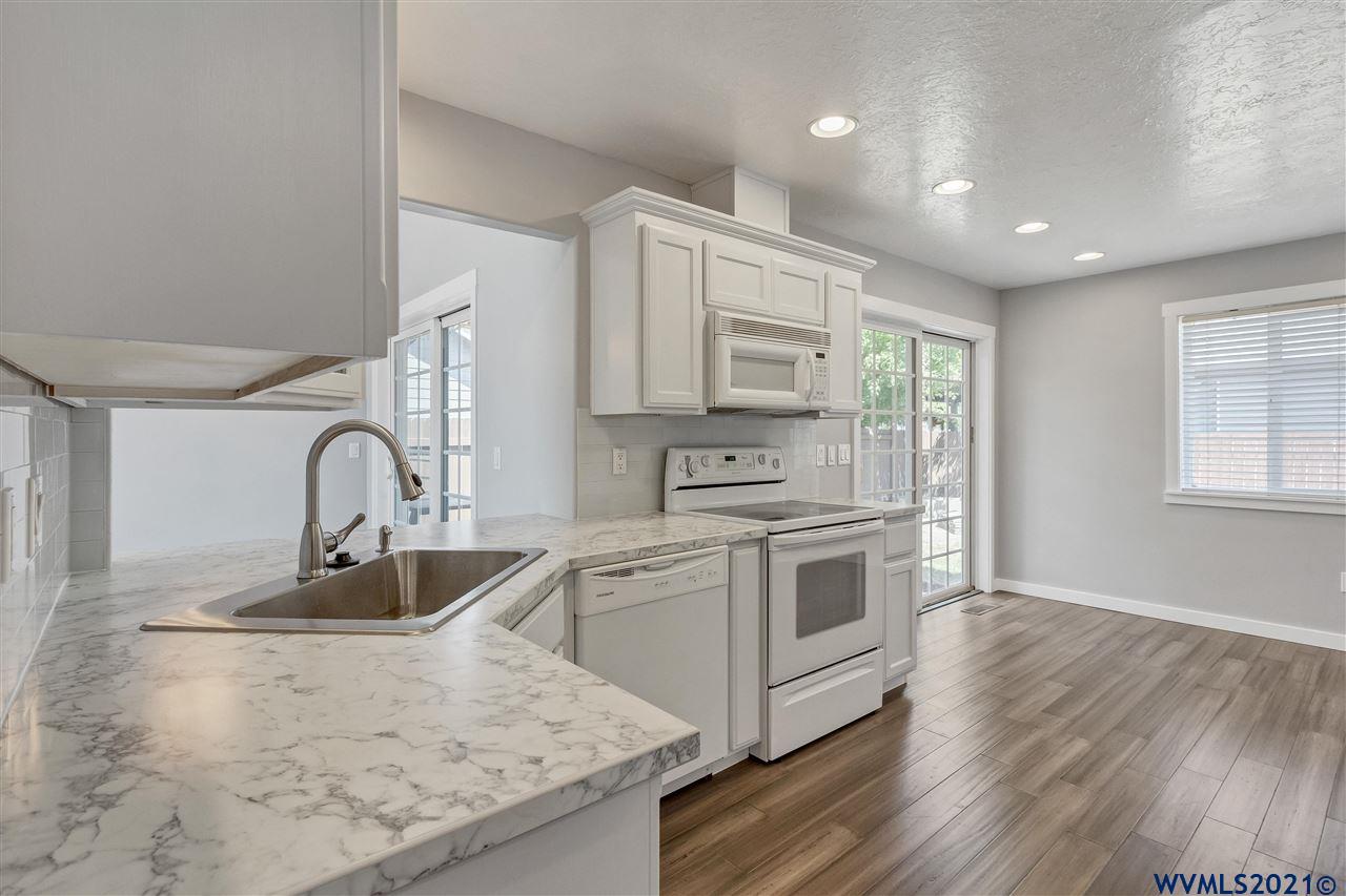 7416 Oneil Road Northeast Keizer, OR 97303 - Photo 8 of 27