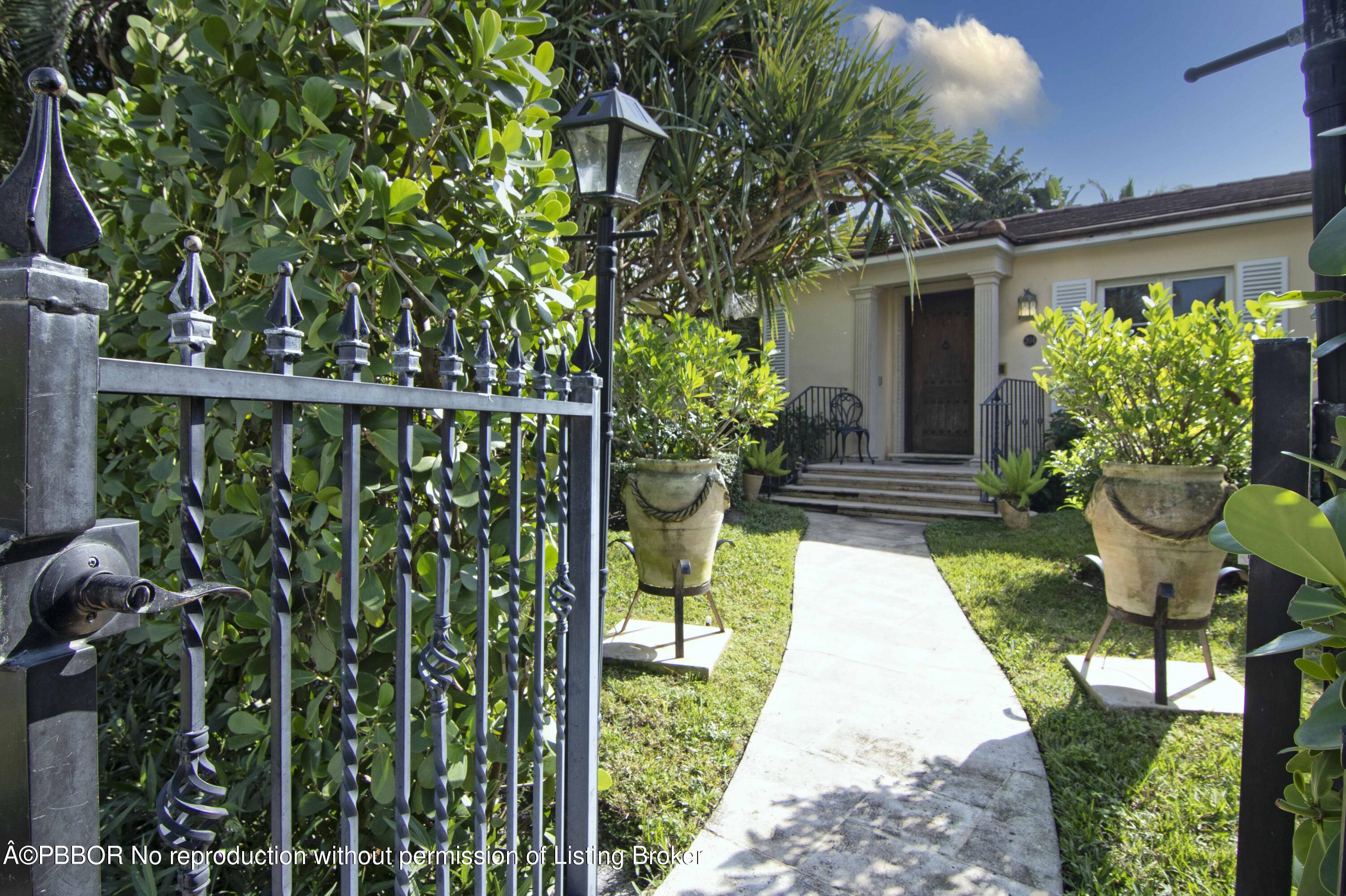 204 Sunset Road West Palm Beach, FL 33401 - Photo 1 of 41 IMG_1854