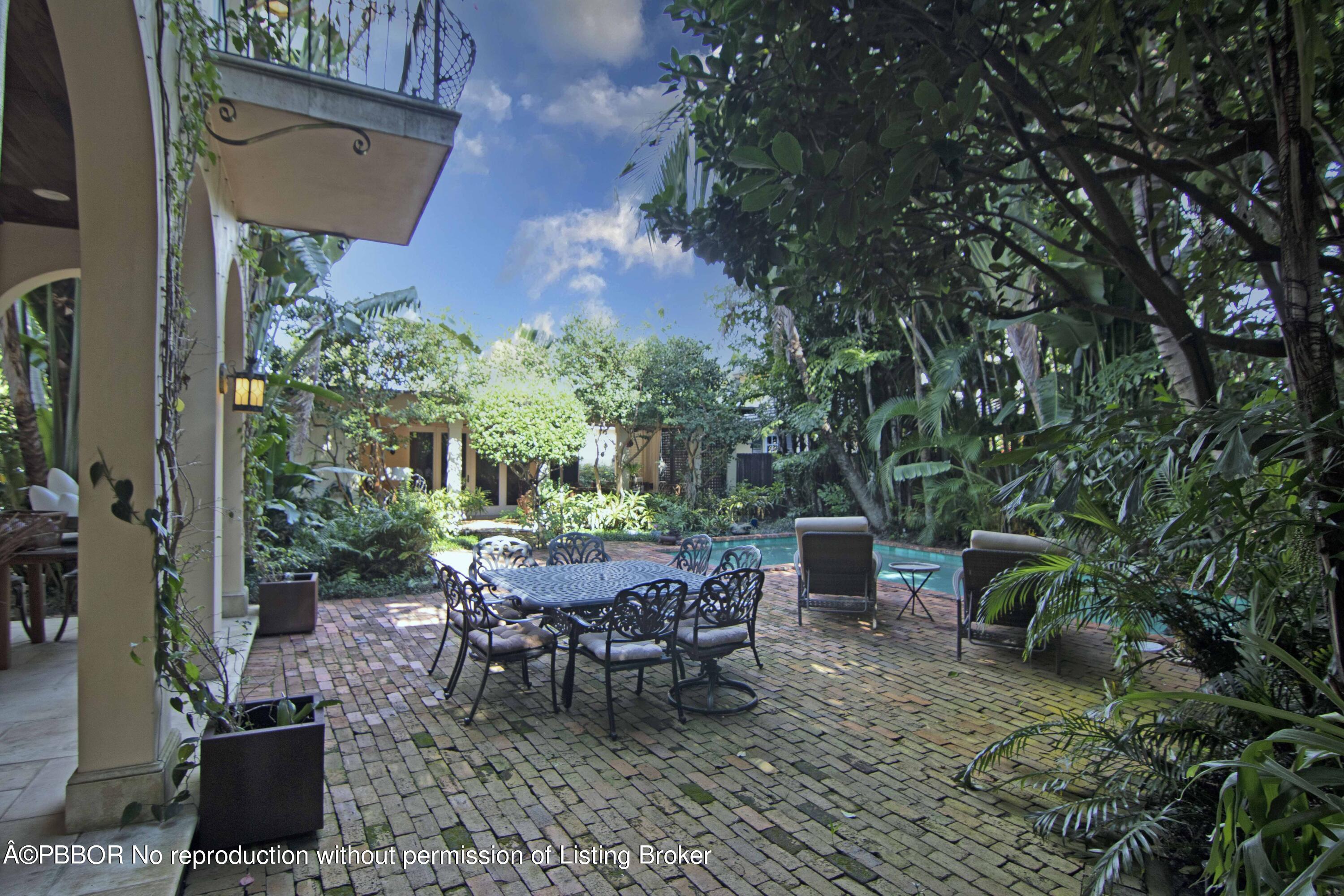 204 Sunset Road West Palm Beach, FL 33401 - Photo 34 of 41 IMG_1805