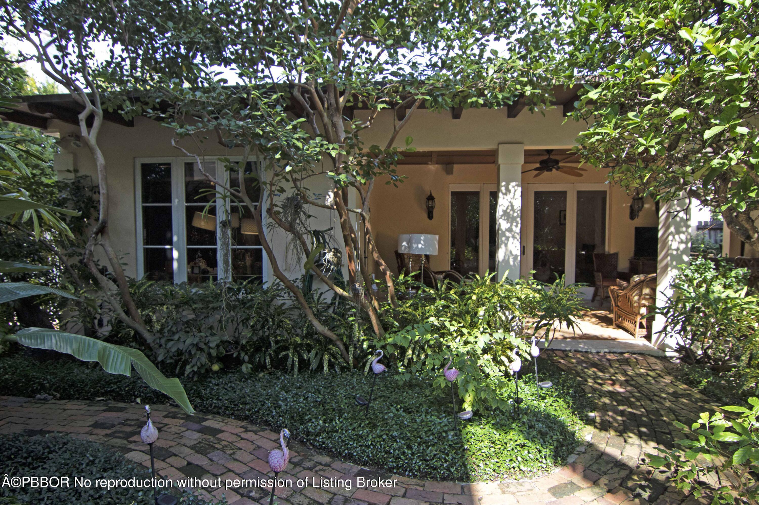 204 Sunset Road West Palm Beach, FL 33401 - Photo 38 of 41 IMG_1829