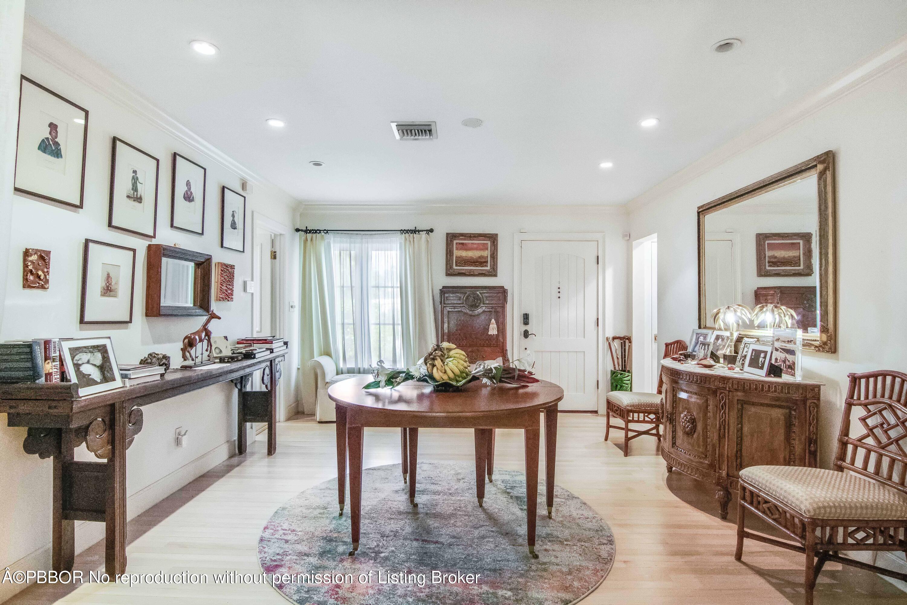 204 Sunset Road West Palm Beach, FL 33401 - Photo 5 of 41 IMG_1708