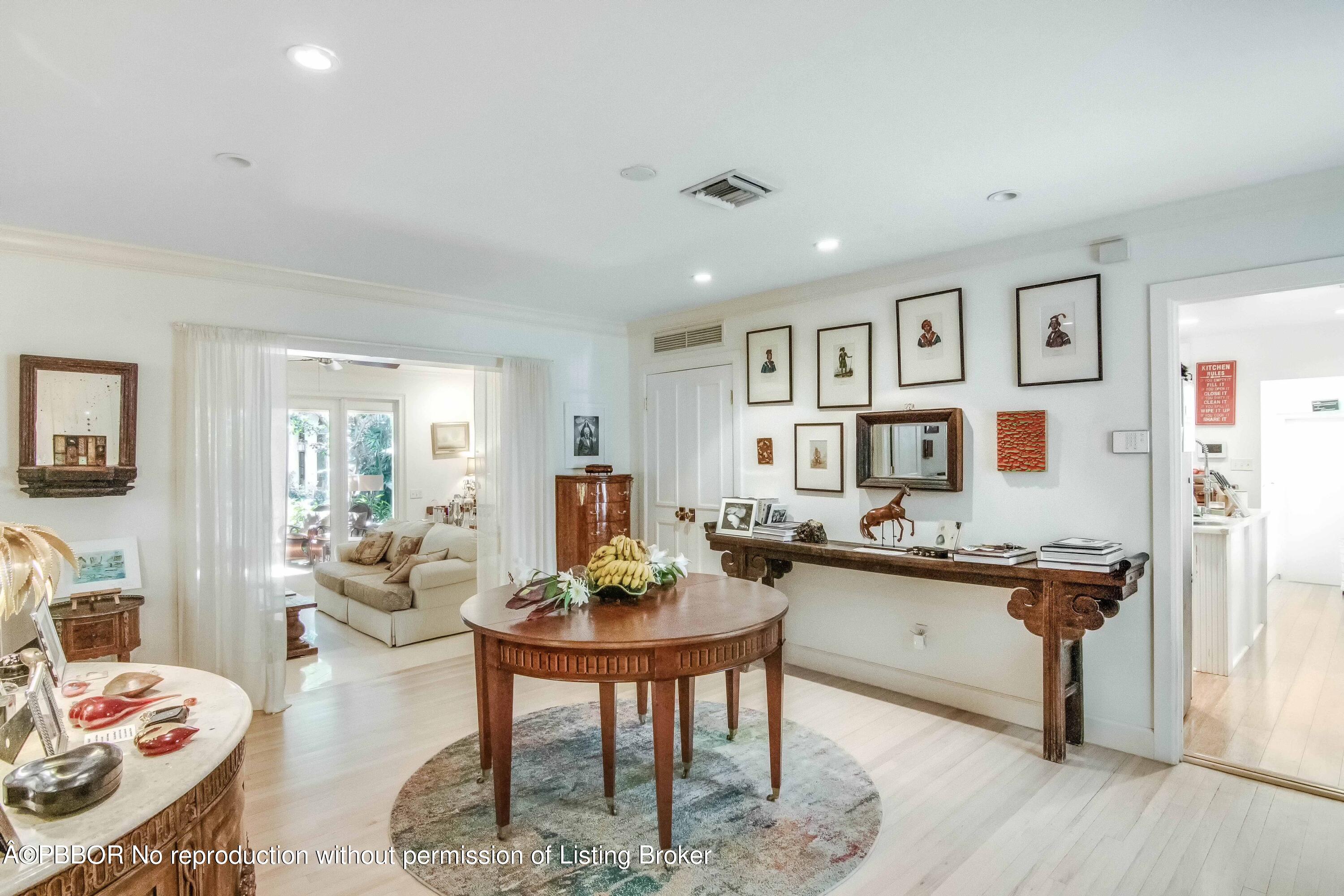 204 Sunset Road West Palm Beach, FL 33401 - Photo 6 of 41 IMG_1702