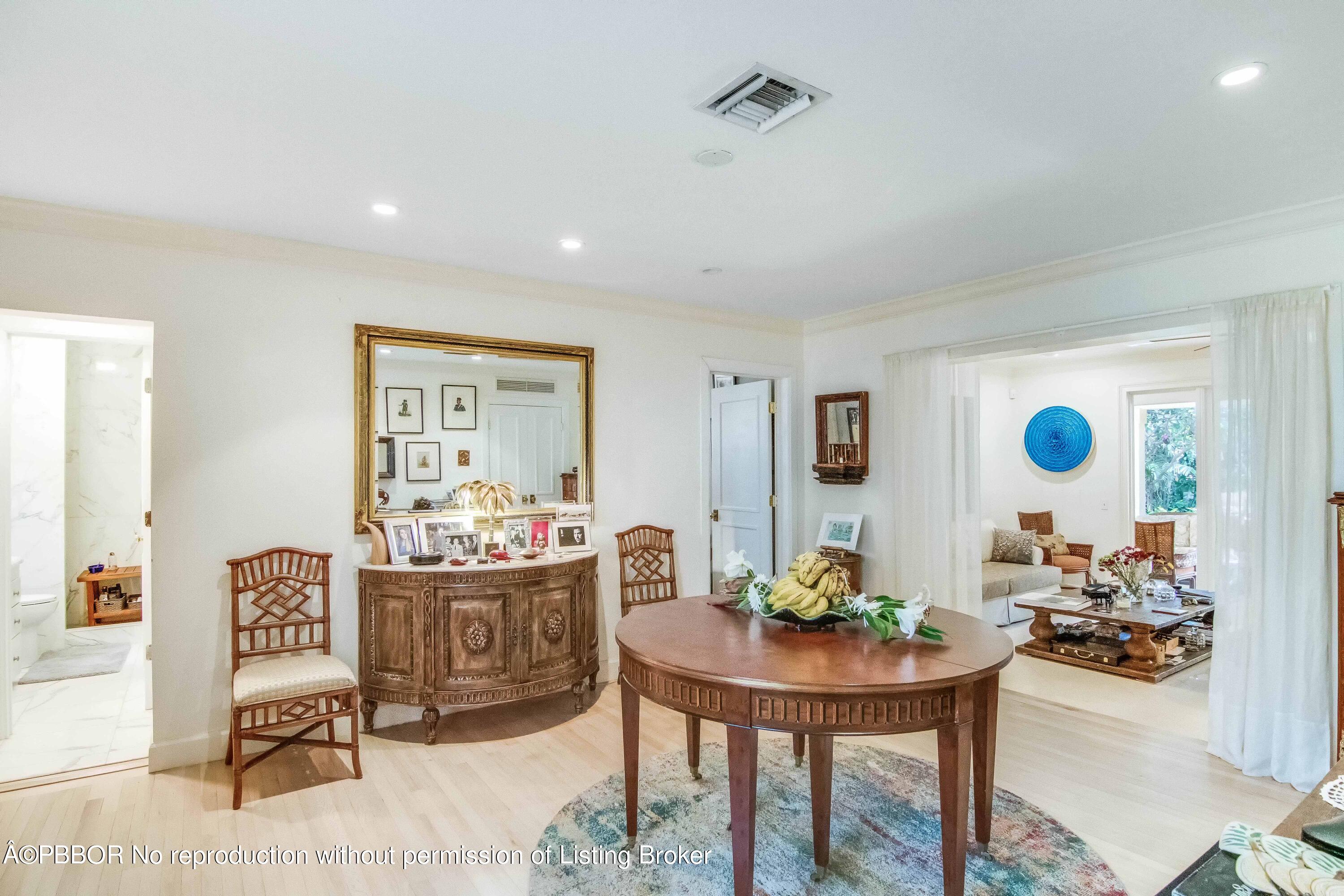 204 Sunset Road West Palm Beach, FL 33401 - Photo 8 of 41 IMG_1705