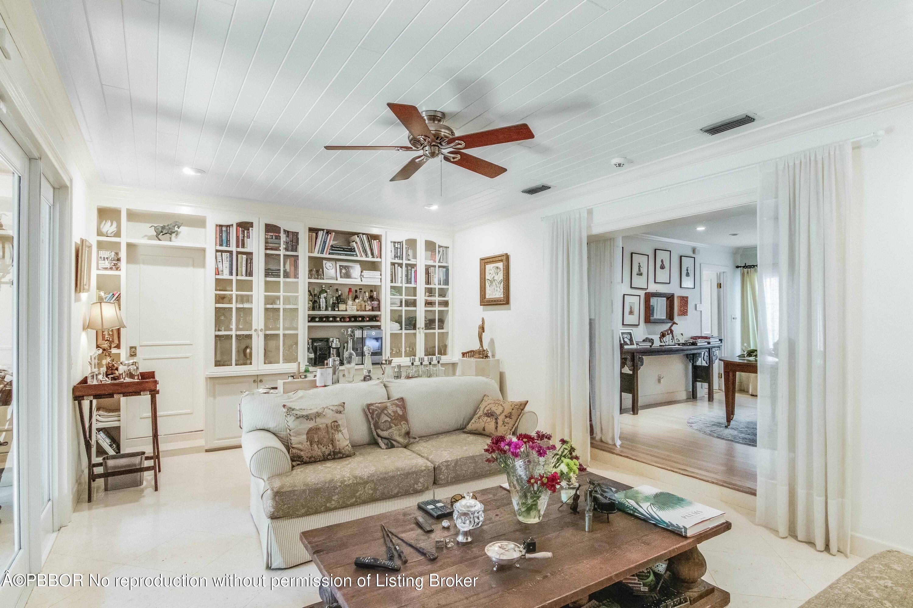204 Sunset Road West Palm Beach, FL 33401 - Photo 9 of 41 IMG_1720