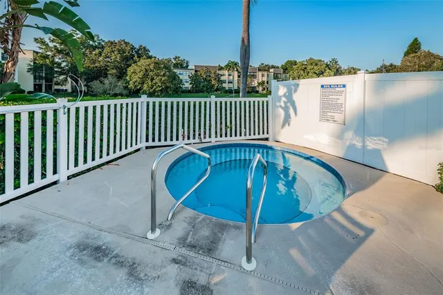 $164,900 | 14130 Rosemary Lane, Unit 3306, Largo, FL 33774