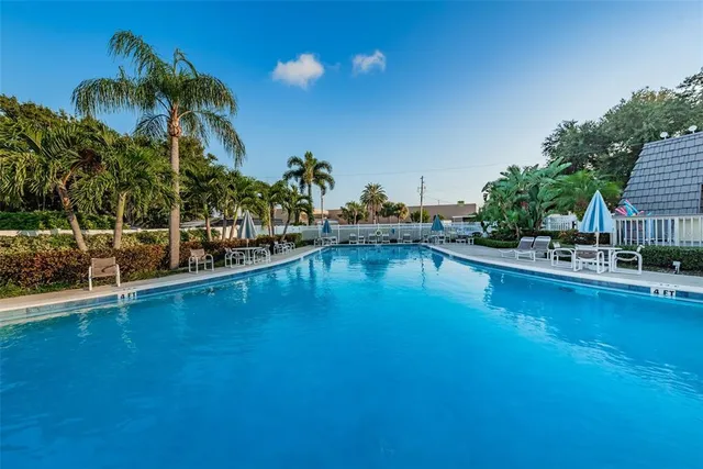 $164,900 | 14130 Rosemary Lane, Unit 3306, Largo, FL 33774