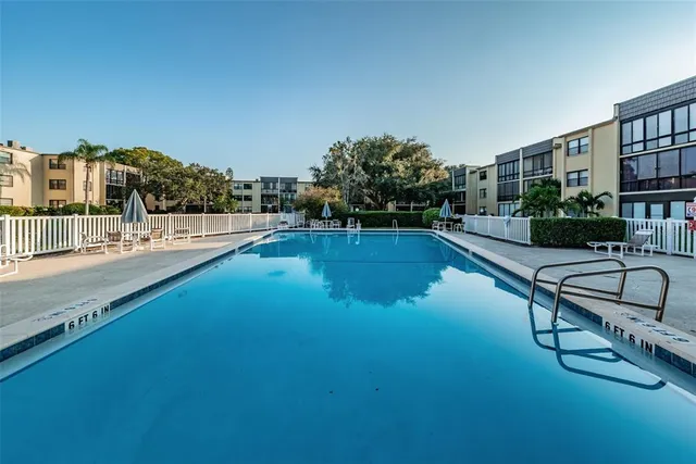 $164,900 | 14130 Rosemary Lane, Unit 3306, Largo, FL 33774