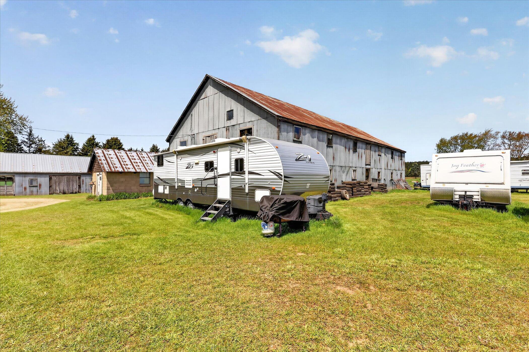 261 19 Mile Road Northeast Cedar Springs, MI 49319 - Photo 39 of 89 53-261-19-Mile-Rd-NE-Cedar-Springs-Windo