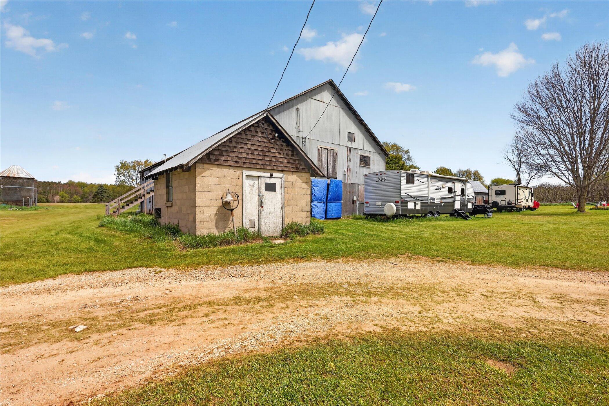 261 19 Mile Road Northeast Cedar Springs, MI 49319 - Photo 40 of 89 54-261-19-Mile-Rd-NE-Cedar-Springs-Windo