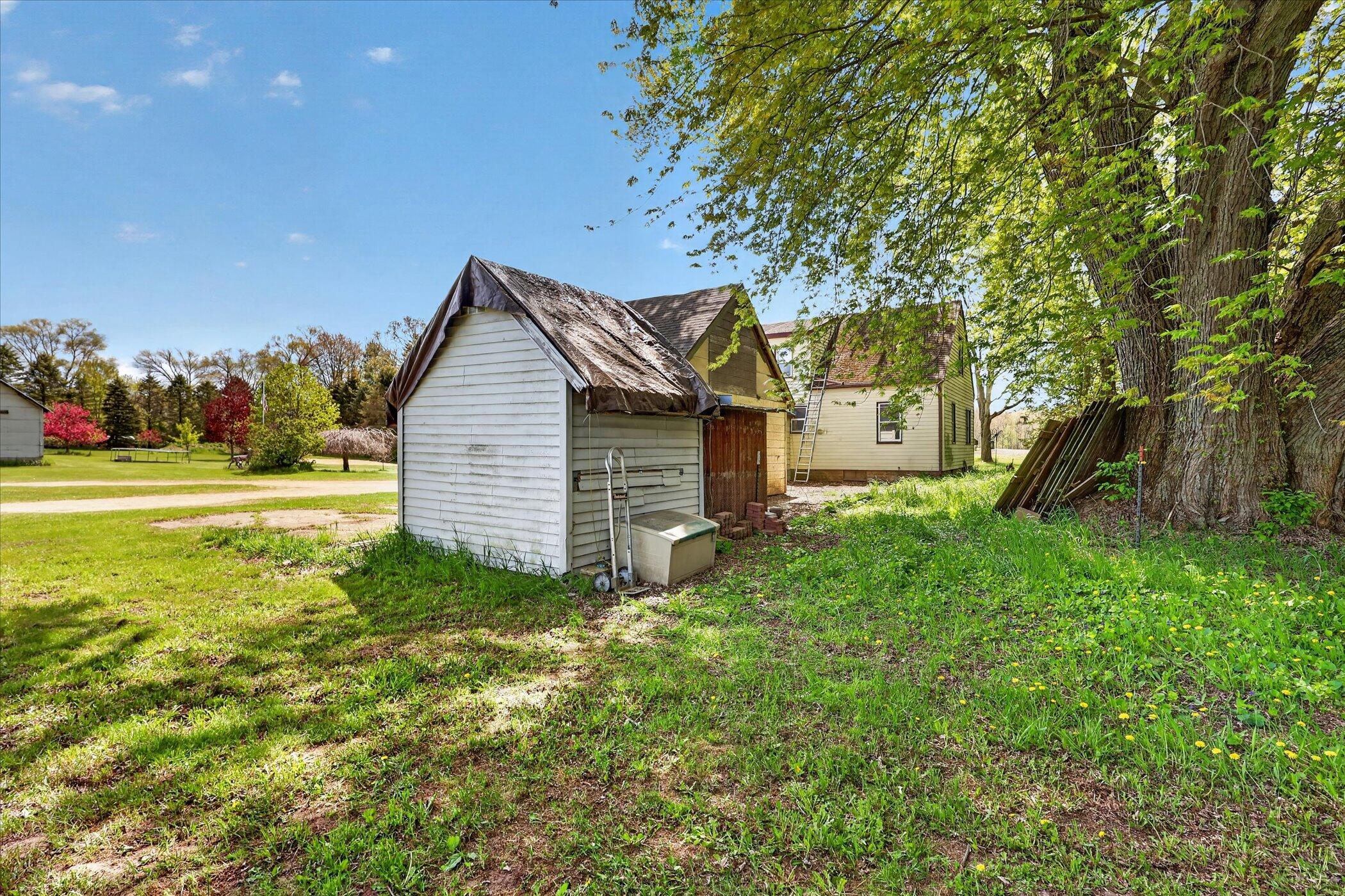261 19 Mile Road Northeast Cedar Springs, MI 49319 - Photo 43 of 89 57-261-19-Mile-Rd-NE-Cedar-Springs-Windo
