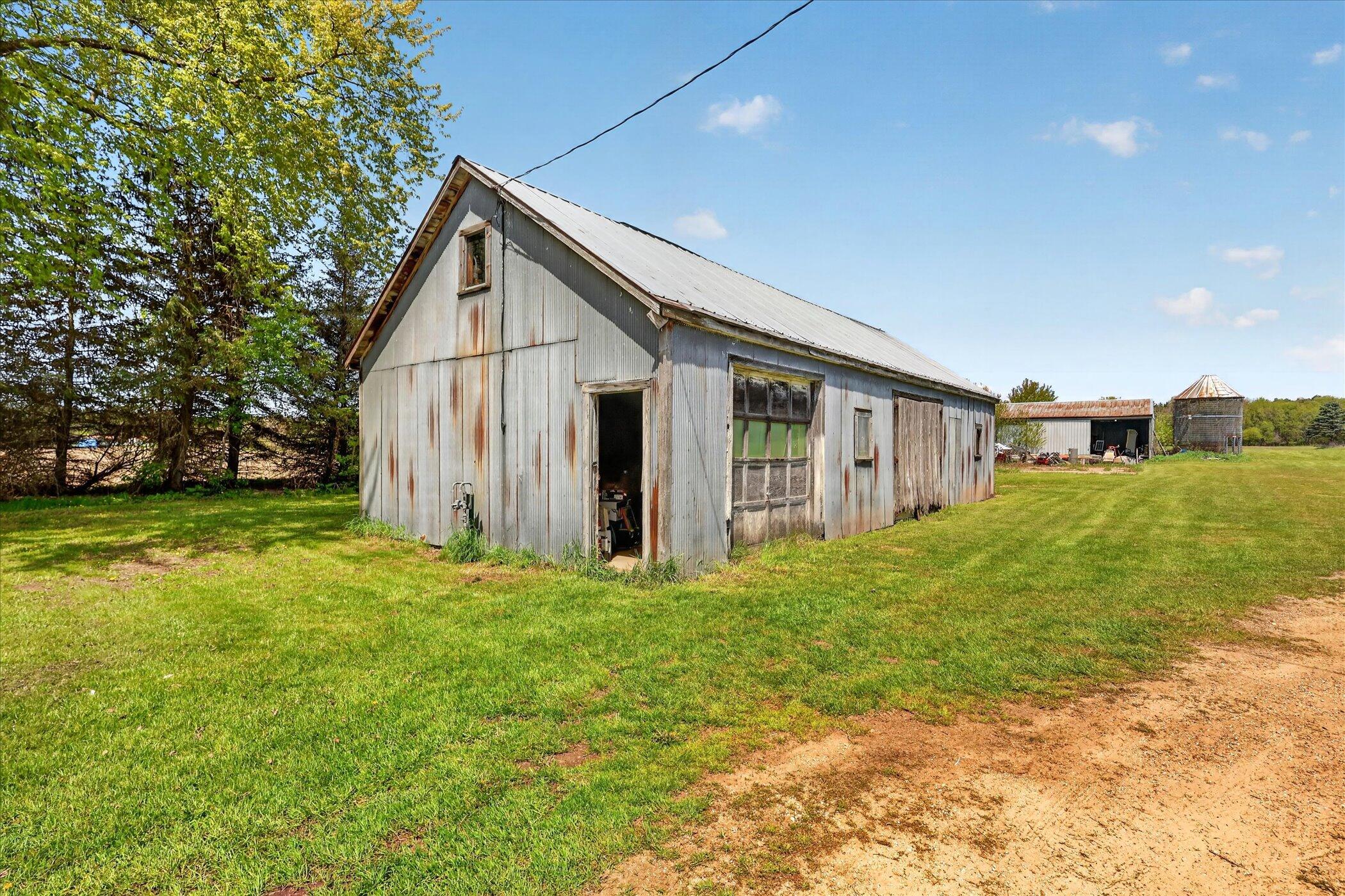 261 19 Mile Road Northeast Cedar Springs, MI 49319 - Photo 49 of 89 63-261-19-Mile-Rd-NE-Cedar-Springs-Windo