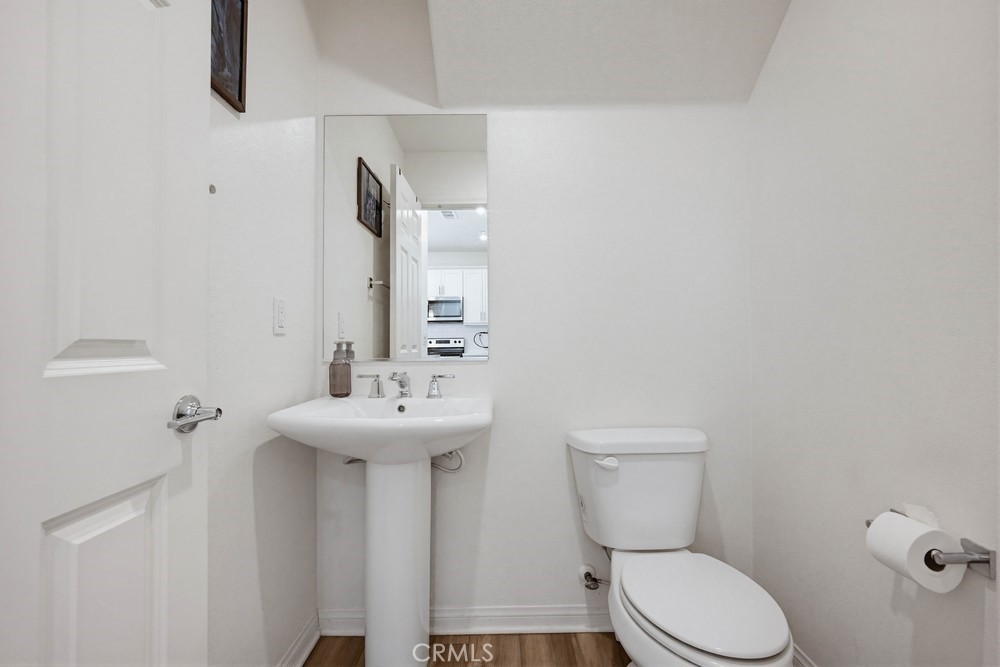 950 Helena Ridge Lake Elsinore, CA 92530 - Photo 15 of 41 Gallery Image 15