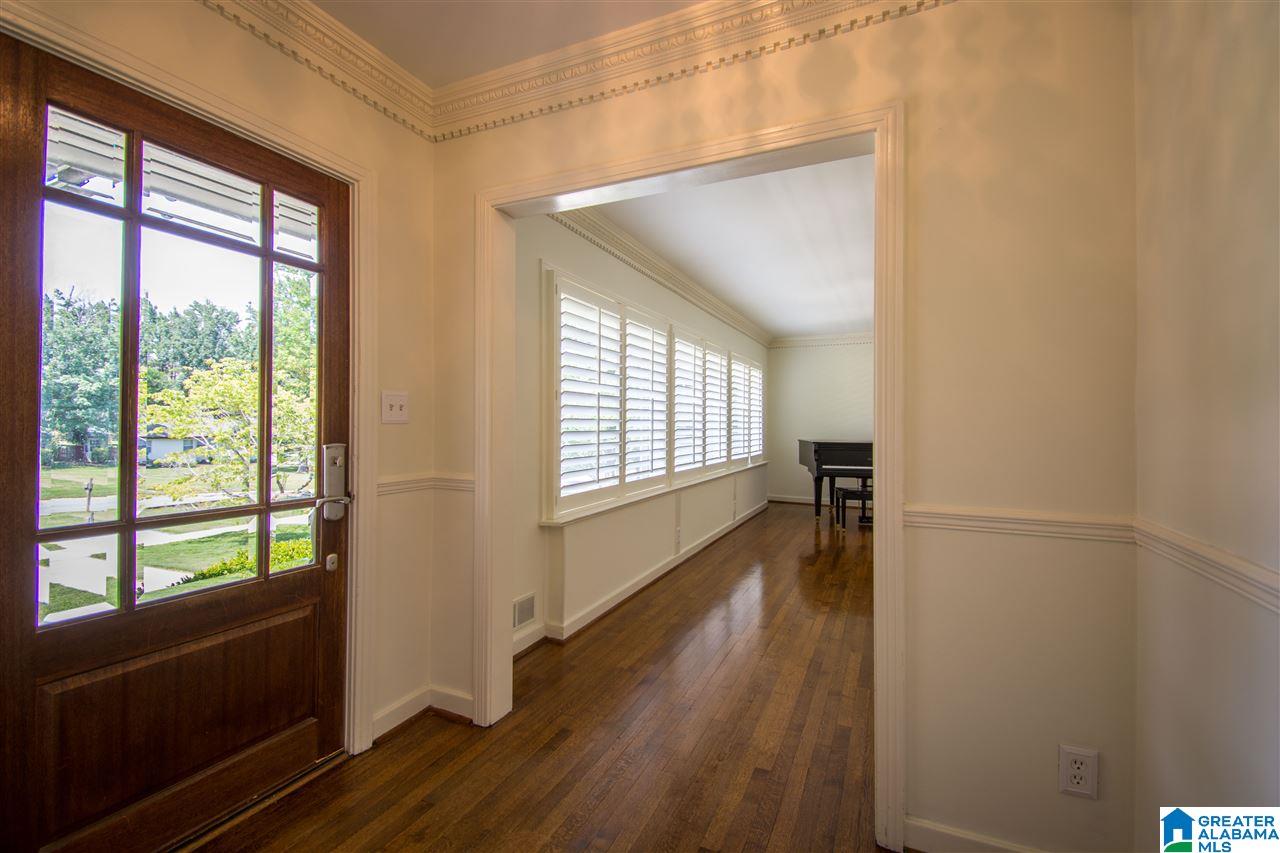 2449 Shades Crest Road Birmingham, AL 35216 - Photo 7 of 38