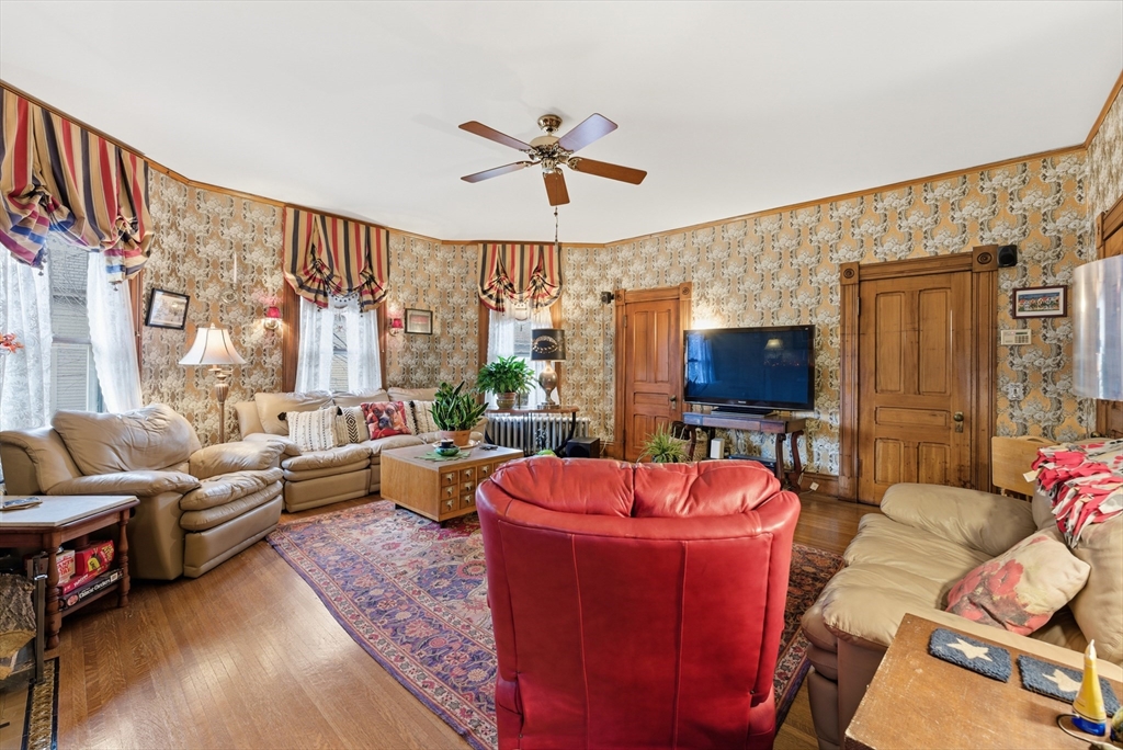 1176 Worthington Street Springfield, MA 01109 - Photo 23 of 42