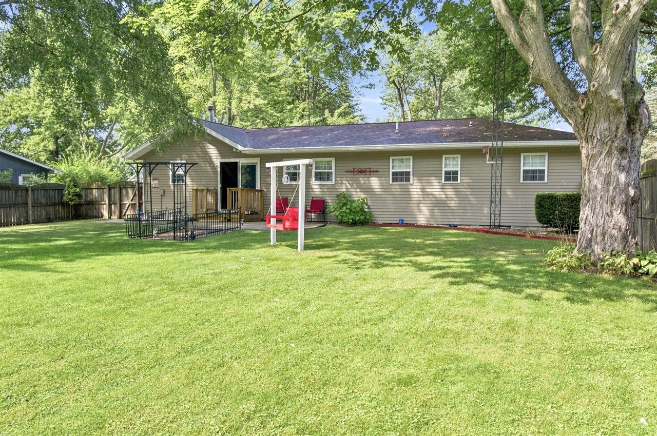 5609 Johnson Road Coloma, MI 49038 - Photo 30 of 41 Gallery Image 30