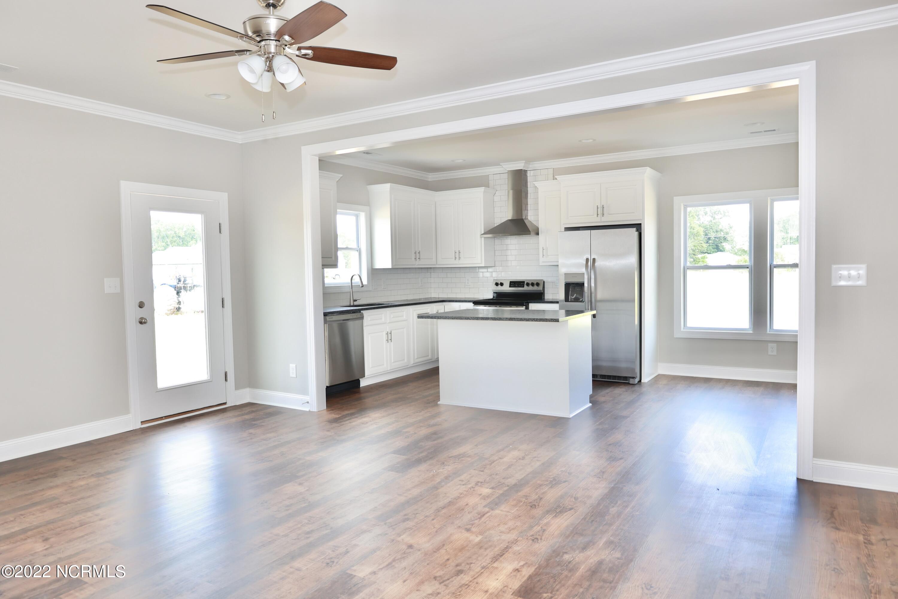 3438 Harvey Rouse Road Grifton, NC 28530 - Photo 3 of 18 35E3F932-8073-4ABA-AC11-03FA9A4384F0