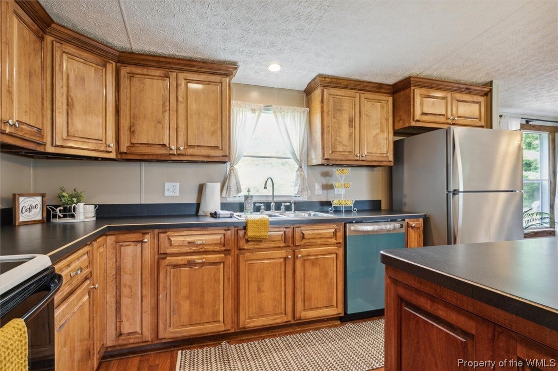 1028 Moonlight Road Smithfield, VA 23430 - Photo 12 of 50 Gallery Image 12