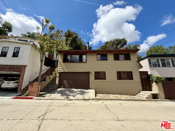 $5,300 | 6871 Pacific View Drive, Los Angeles, CA 90068