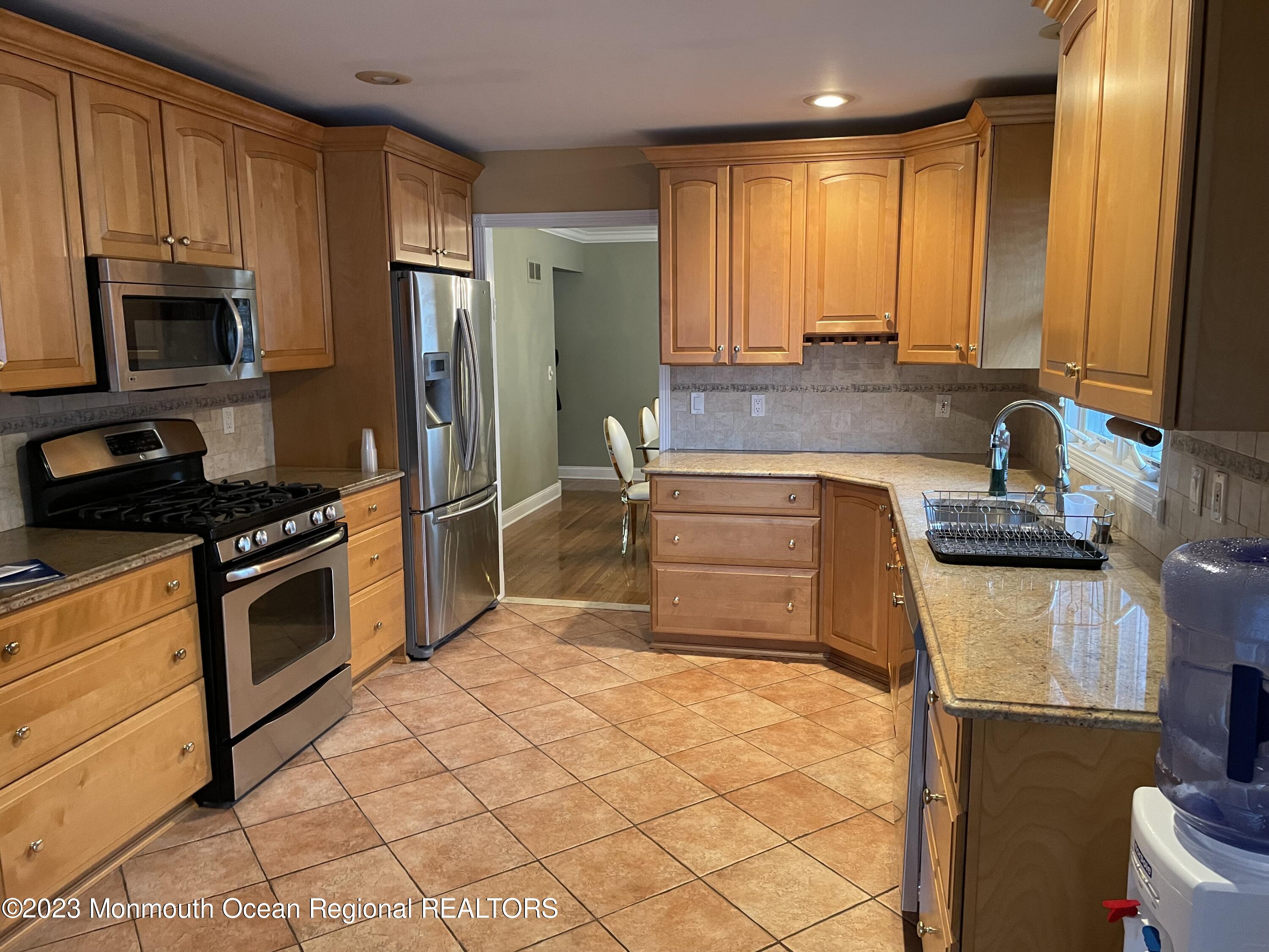 505 Monmouth Road West Long Branch, NJ 07764 - Photo 13 of 13 IMG_2415