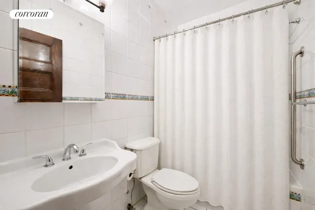 $1,495,000 | 243 West 98th Street, Unit 5A | Upper West Side