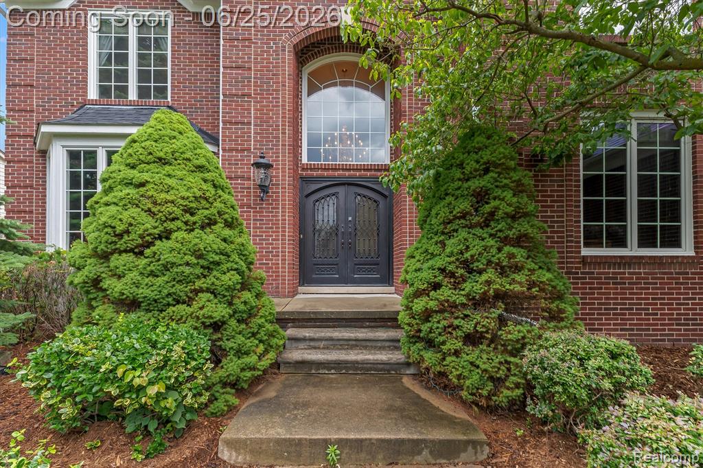 3612 Sleepy Fox Drive Rochester Hills, MI 48309 - Photo 1 of 41