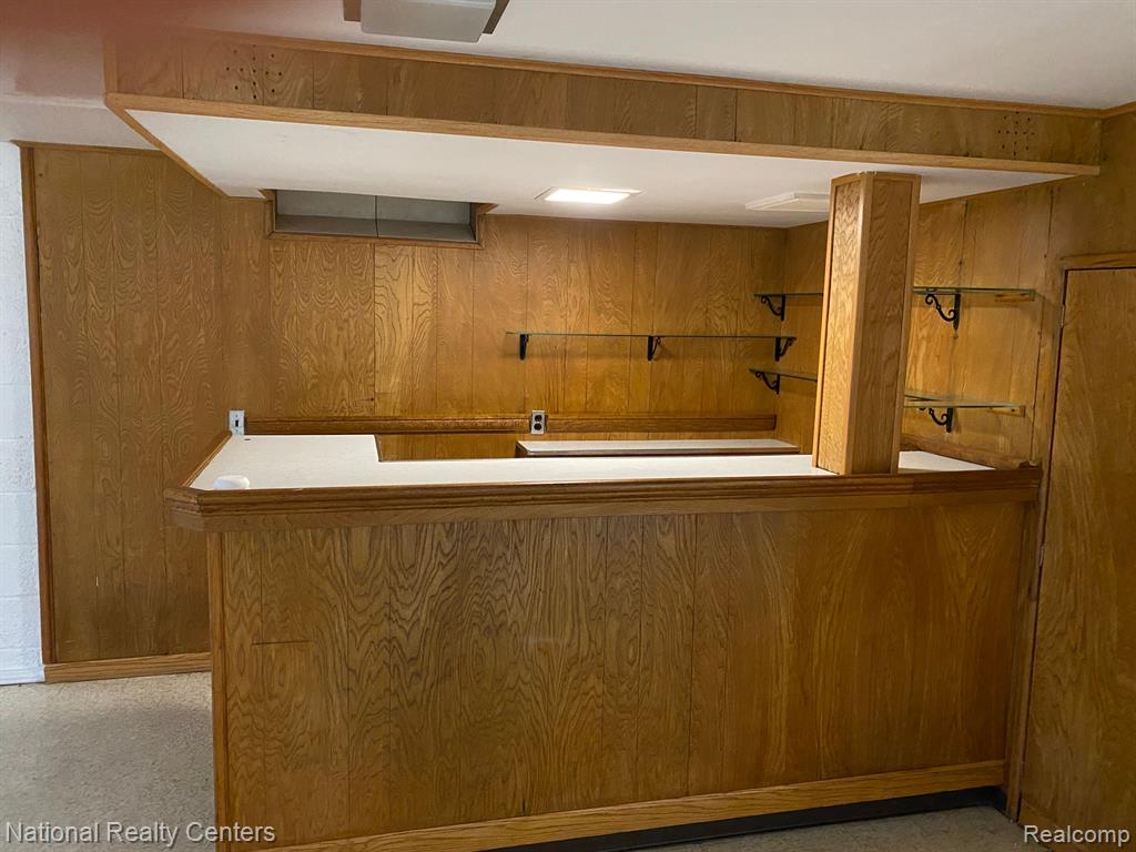 426 Moross Road Grosse Pointe, MI 48236 - Photo 25 of 36