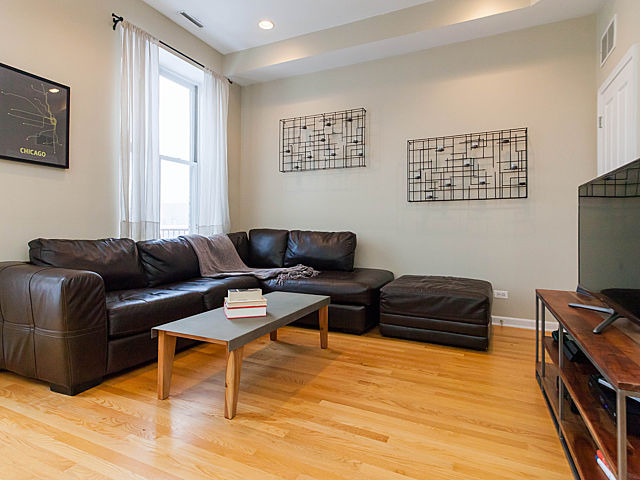 1806 West Rice Street, Unit 3N Chicago, IL 60622 - Photo 12 of 14