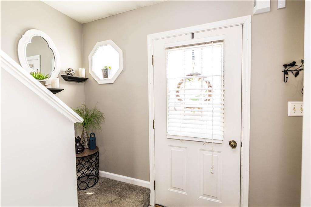 2012 Arbor Ridge Court Cheswick, PA 15024 - Photo 2 of 25 Gallery Image 2