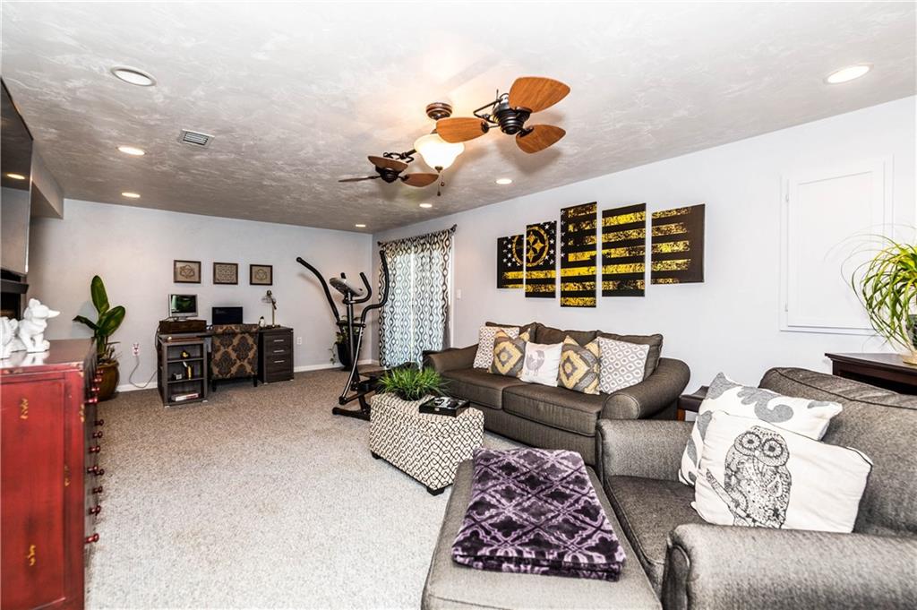 2012 Arbor Ridge Court Cheswick, PA 15024 - Photo 21 of 25 Gallery Image 21