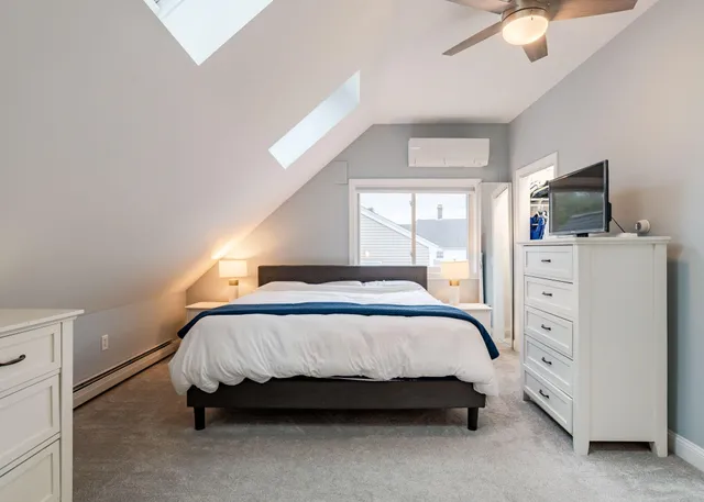 $609,000 | 1035 Broadway, South Portland, ME 04106