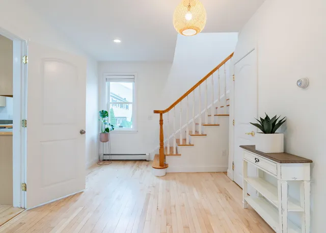 $609,000 | 1035 Broadway, South Portland, ME 04106