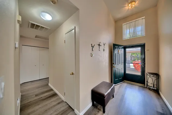 $649,995 | 1007 Lourence Drive, Tracy, CA 95376