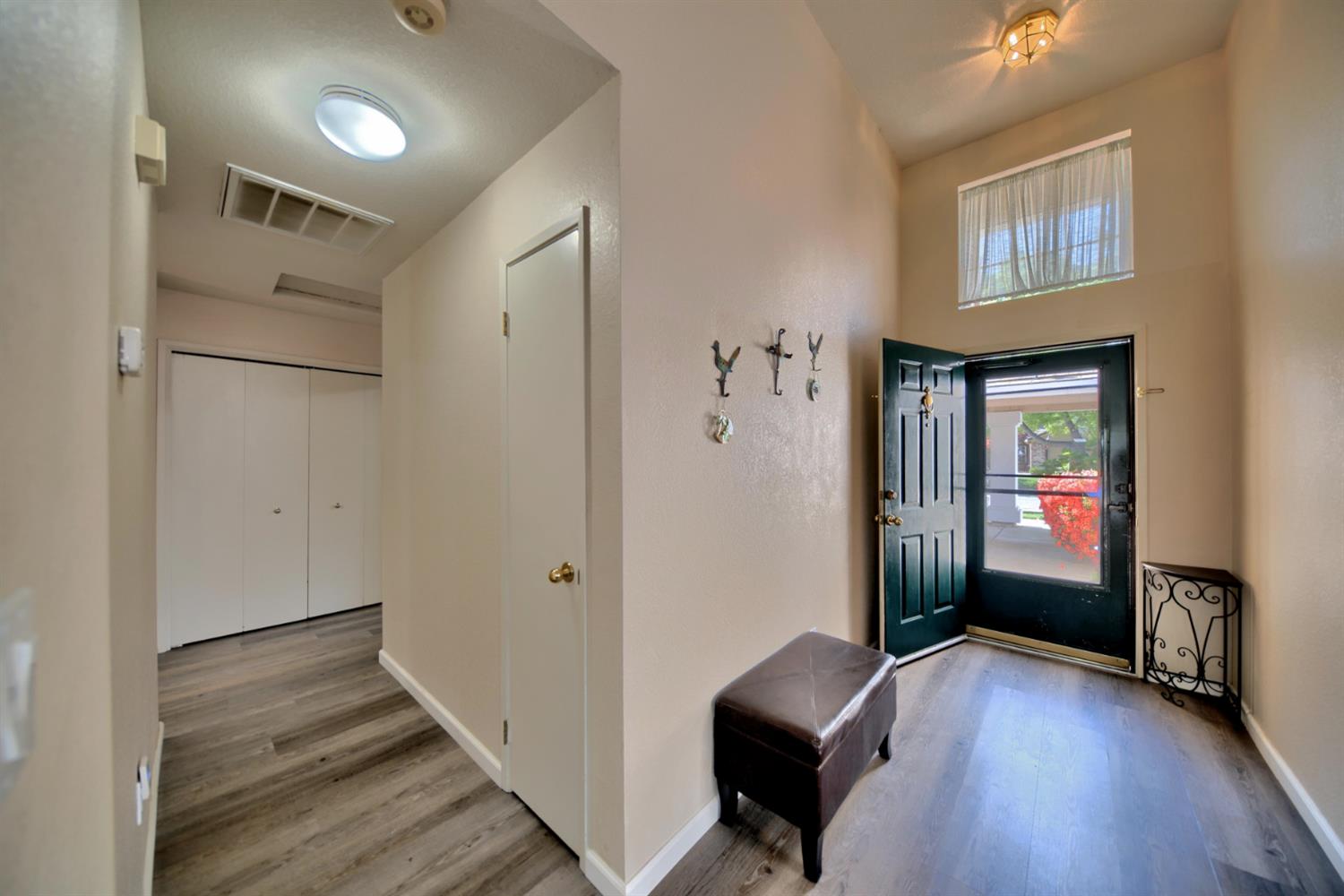 1007 Lourence Drive Tracy, CA 95376 - Photo 8 of 48