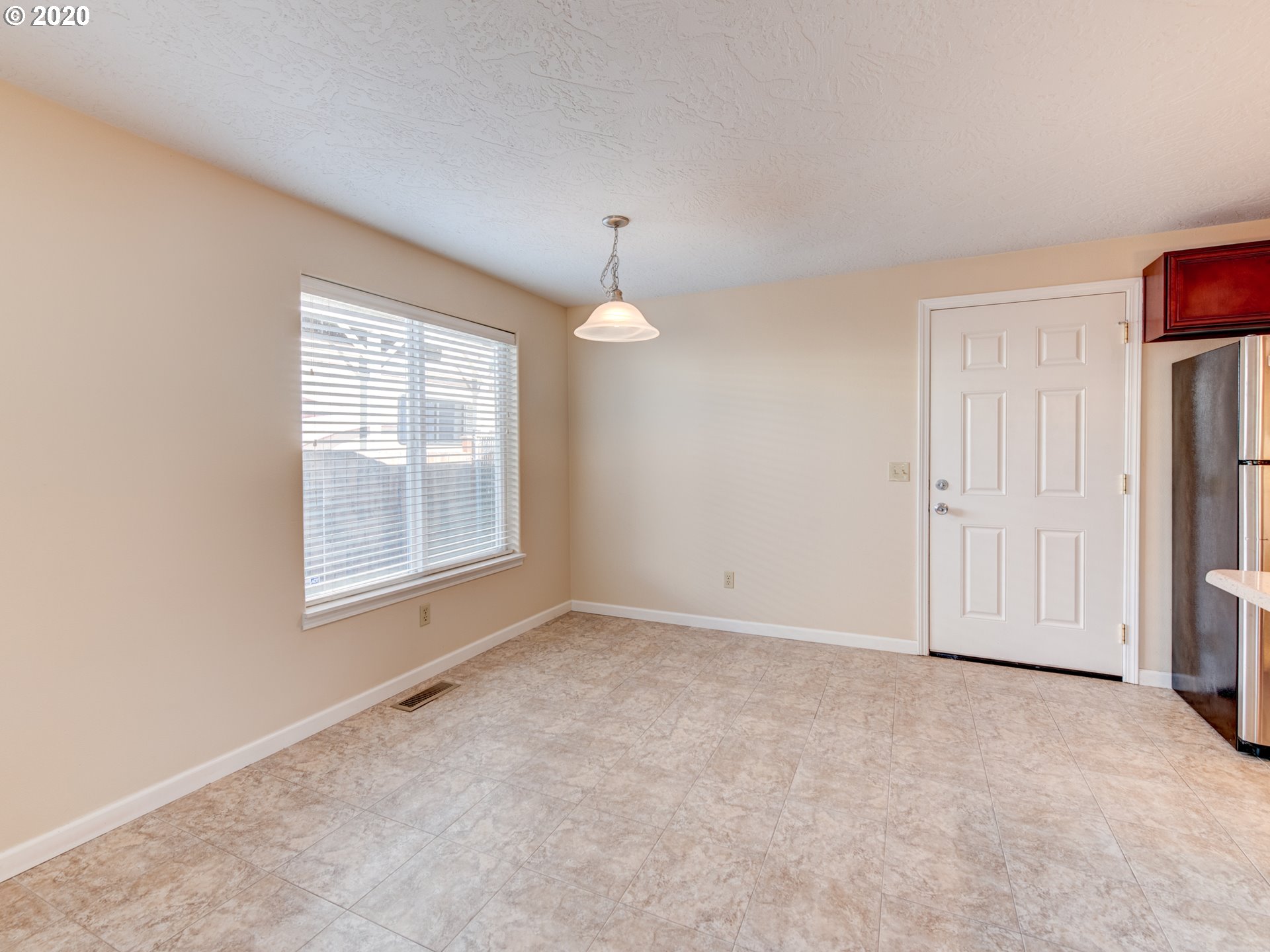 6721 B Street Springfield, OR 97478 - Photo 11 of 27