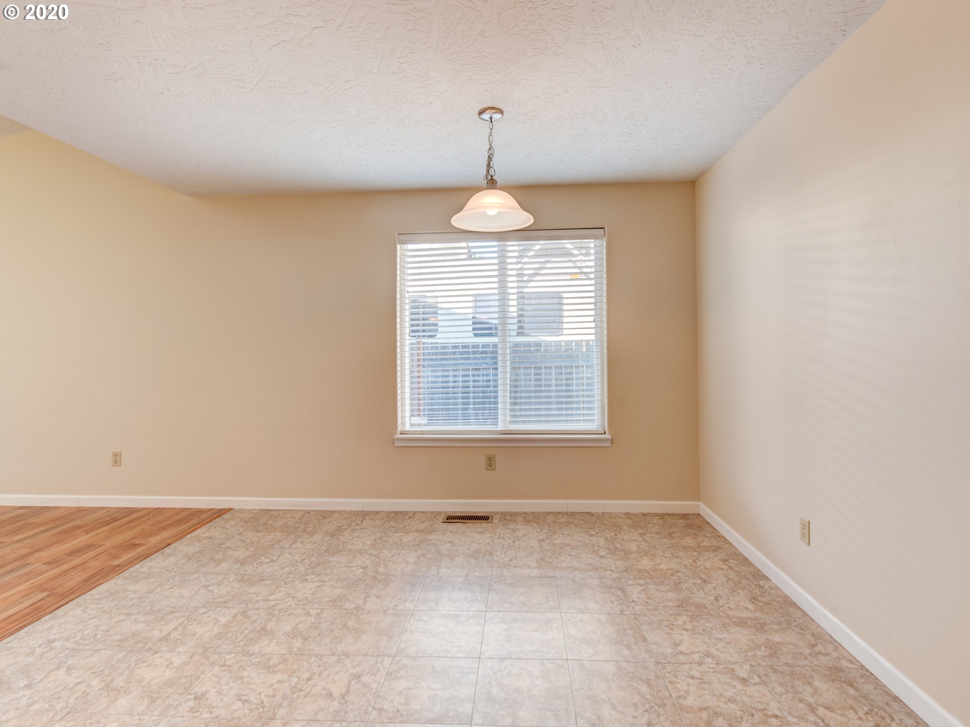 6721 B Street Springfield, OR 97478 - Photo 12 of 27