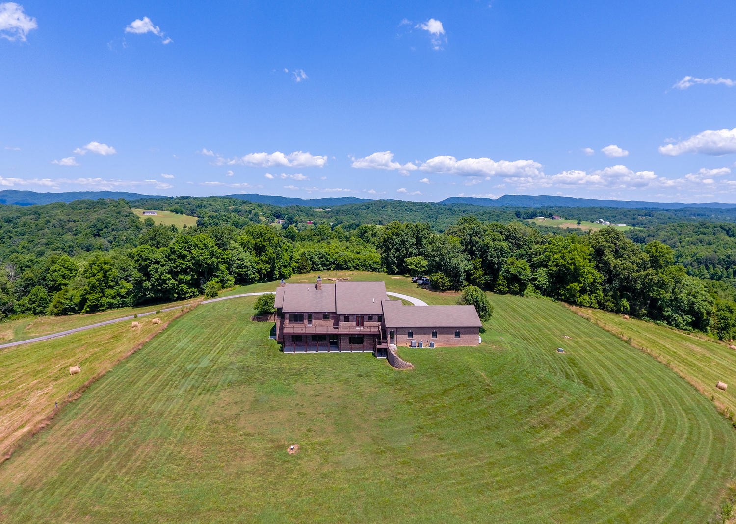 482 Cabbage Road Blaine, TN 37709 - Photo 2 of 40 Gallery Image 2