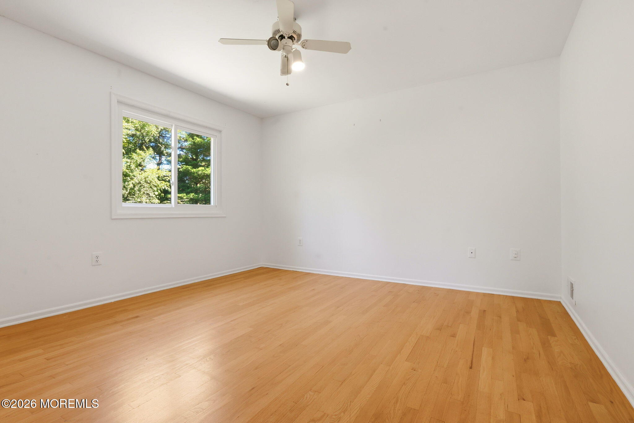38 Knob Hill Road Morganville, NJ 07751 - Photo 18 of 30 017